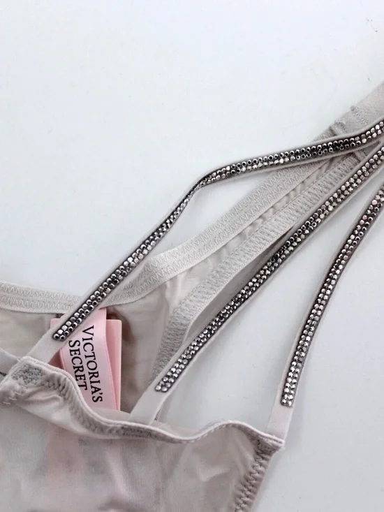 Victoria's Secret Very Sexy Starstruck Shine Smooth High-Leg Thong Panty Size L - Picture 3 of 5